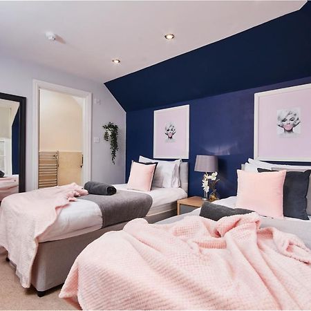 Striking Monroe Suite! Bath Bagian luar foto
